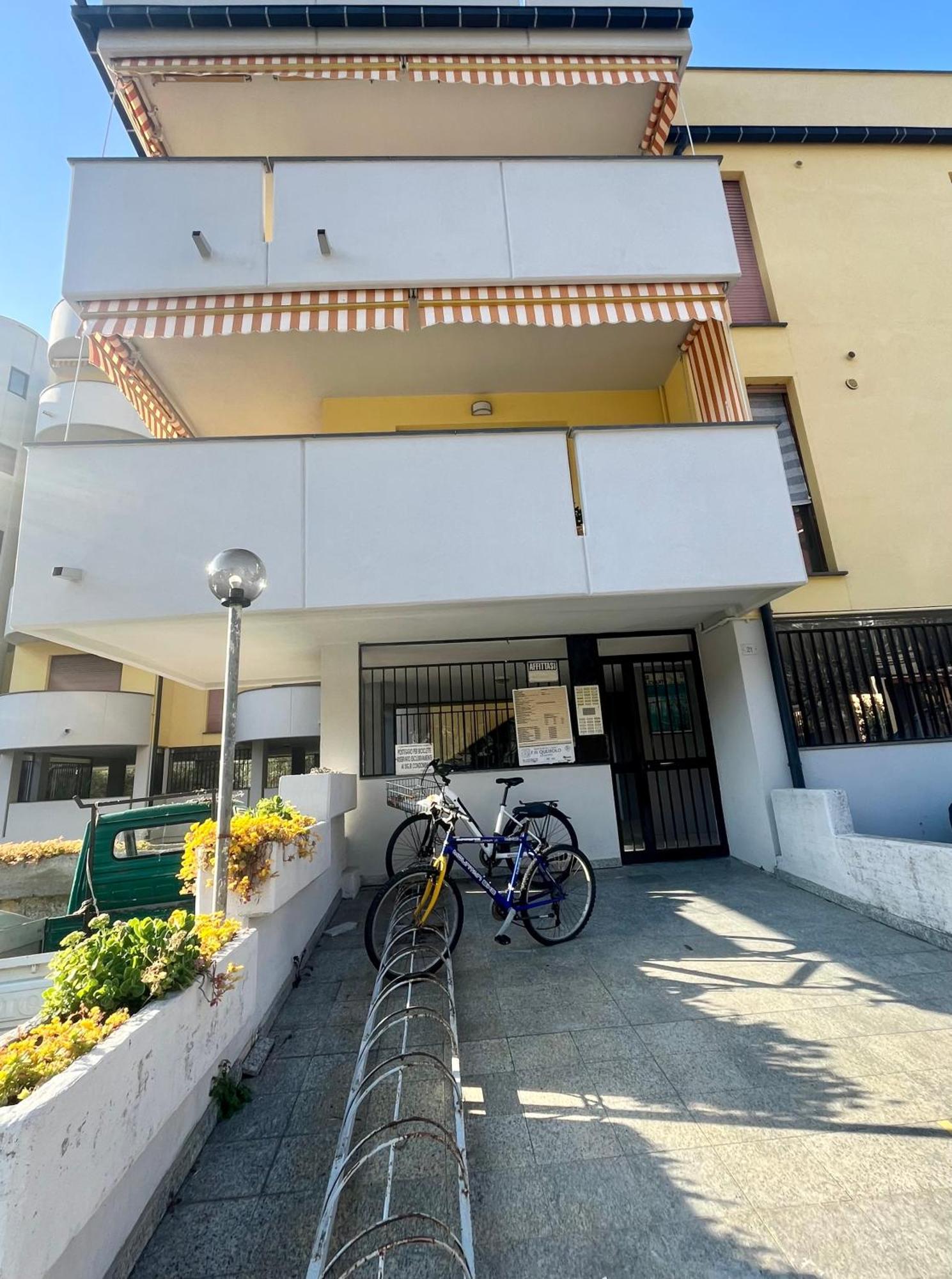 Appartamenti Nei Pressi Della Stazione レヴァント エクステリア 写真